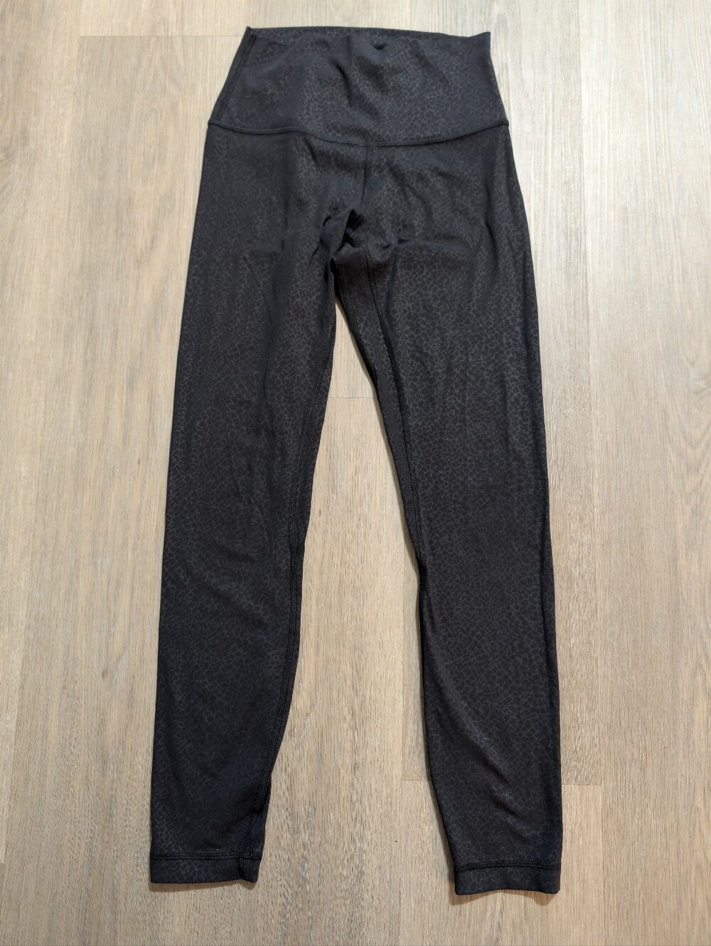 Lululemon Align Black Print High-Waist Leggings - 4 - Preloved